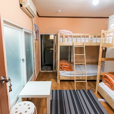 Jinho'S Black Whale Guest House & Bar Seul Zewnętrze zdjęcie